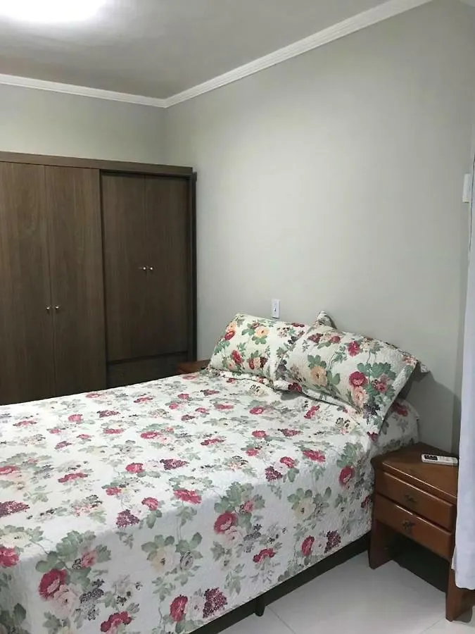 Apto 2 Quartos Av Central Balneario Camboriu 0*,  Brazil